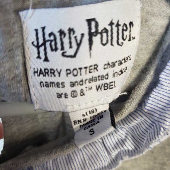 Harry Potter | Ruffle Collar Girl Sweater sz small - Picture 4 of 4